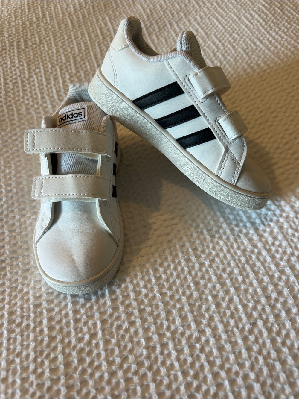 adidas Kids White Sneakers with Black Stripes - Velcro Strap